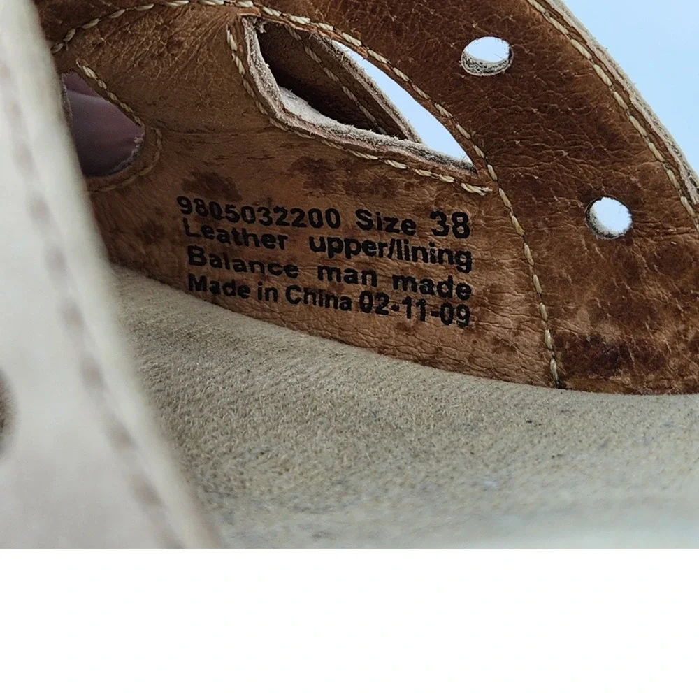 Dansko‎ Sissy Wedge Heel Sandals Womens 38 Tan Leather Perforated Buckle